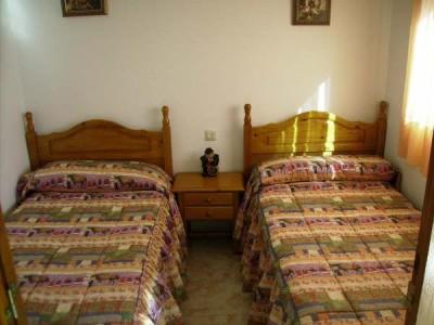 SALOU. VENDO 2 CABECEROS DE 2 CAMAS DE 90 POR 30€