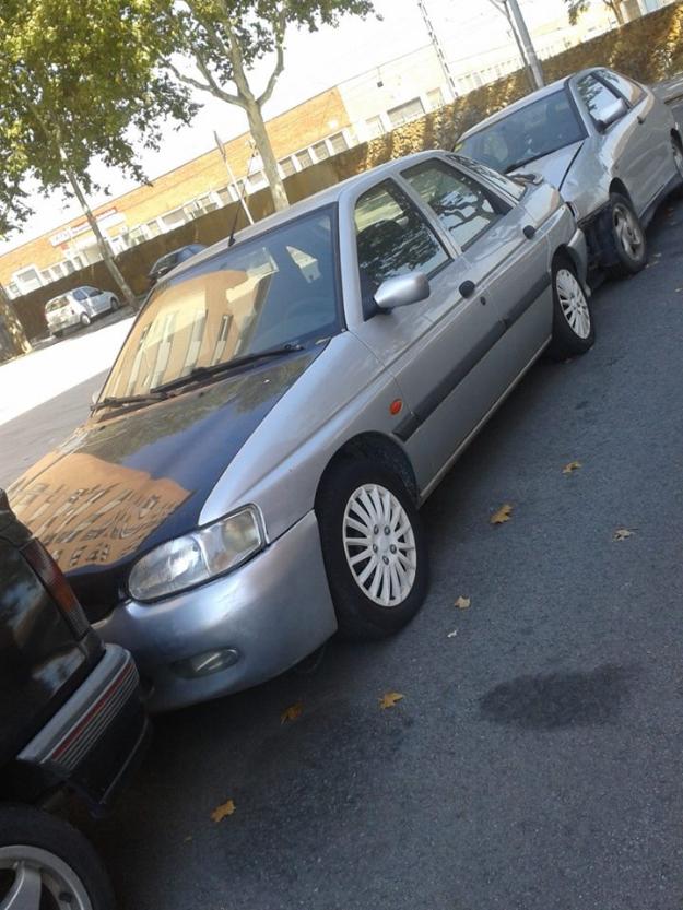 Ford - scort 1. 6 16 v
