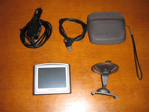 tomtom one v.3 nuevo con todos los accesorios