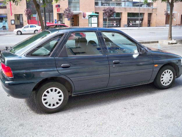 Vendo Ford Escort Orion 16