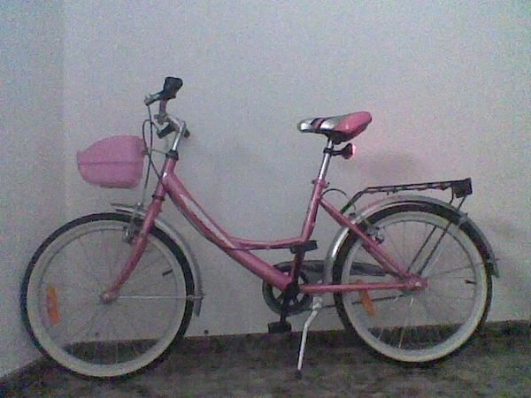 80-  BICICLETA BH BOLERO INFANTIL(ROSA) DE 7-10 AÑOS