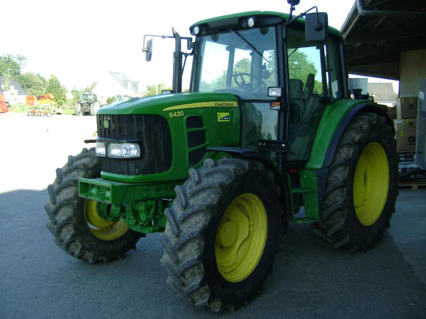 Tractor agrícola John Deere 6430 Año: 2010