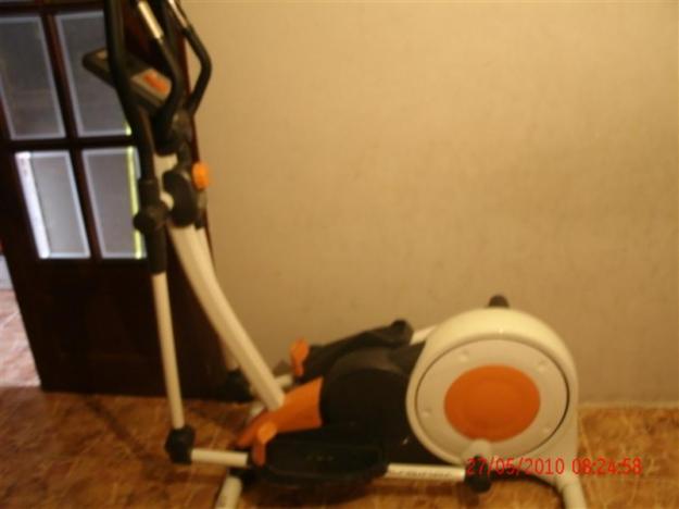 BICICLETA ELIPTICA REEBOK COMO NUEVA