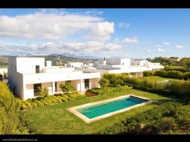 Chalet con 4 dormitorios se vende en Sotogrande, Costa del Sol, Campo de Gibraltar
