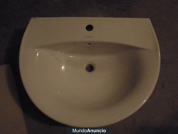 Lavabo con pedestal