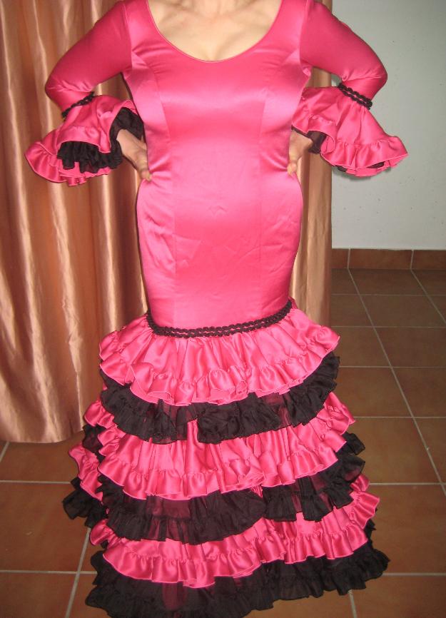 Traje de flamenca talla 42