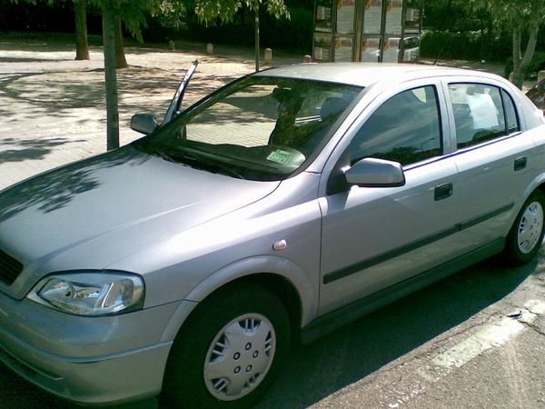 se vende opel astra 1,7 club año 2000