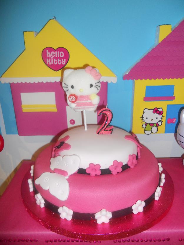 Pastel fondant hello kitty