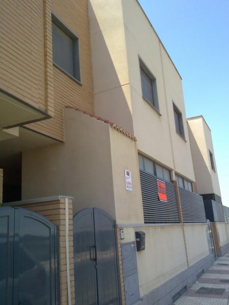 se vende triplex en roquetas de mar