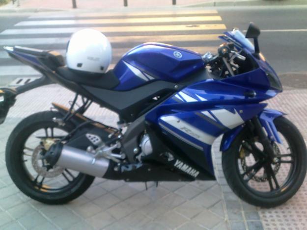 Vendo Yamaha YZF 125 R Azul