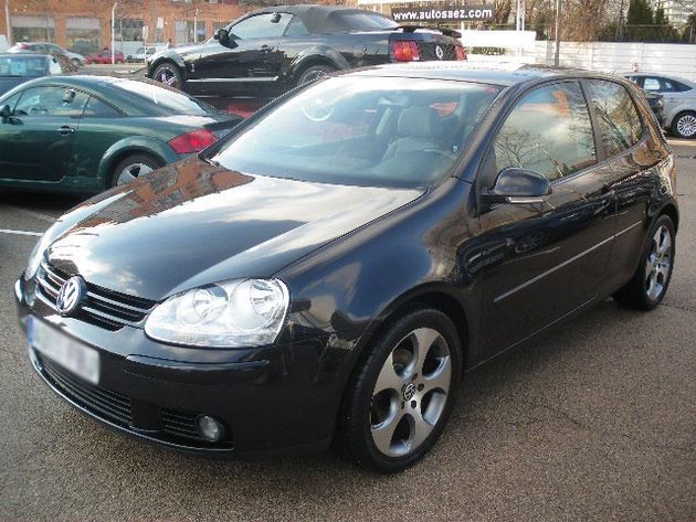 VOLKSWAGEN Golf 1.9TDI Sportline 105