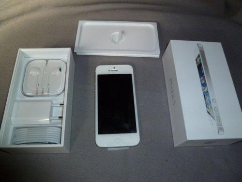 Apple iphone 5 32gb libre   280 euro