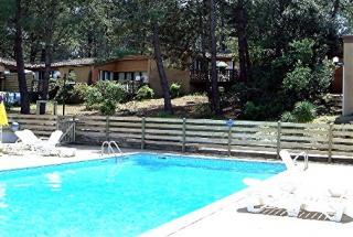 Bungalow : 2/4 personas - piscina - lacanau ocean  gironda  aquitania  francia