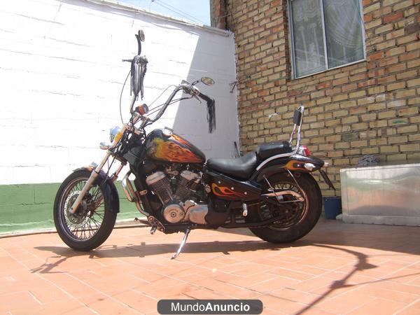 Preciosa Honda Shadow vt600 del 92