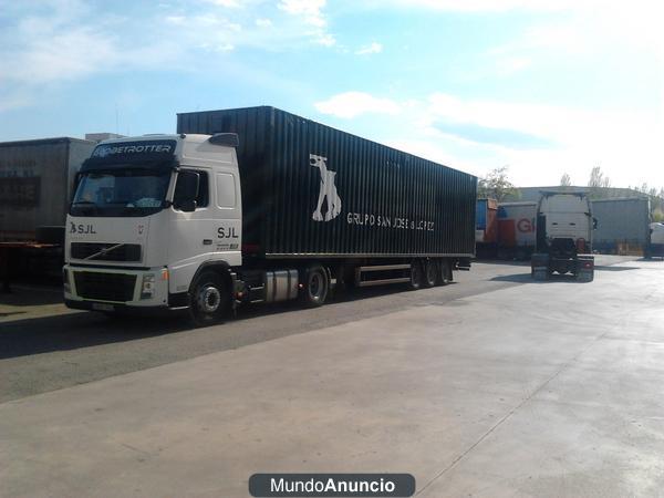 Se vende camión Tractora con targeta de transportes y trabajo incluido.