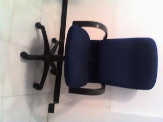 Vendo mesa de oficina, sillon y cajonera