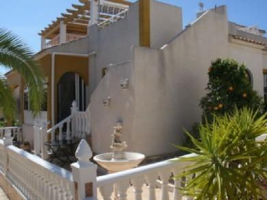 Adosado con 2 dormitorios se vende en Orihuela Costa, Costa Blanca