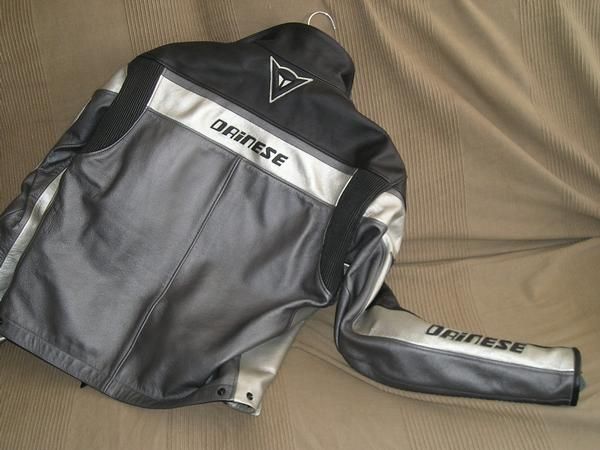 cazadora  dainese
