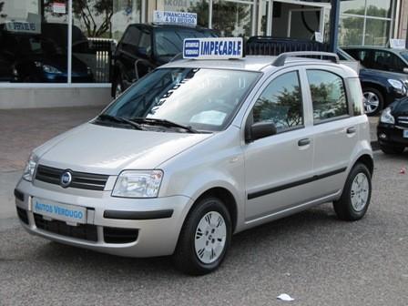 Fiat Panda  12I DYNAMIC en Sevilla