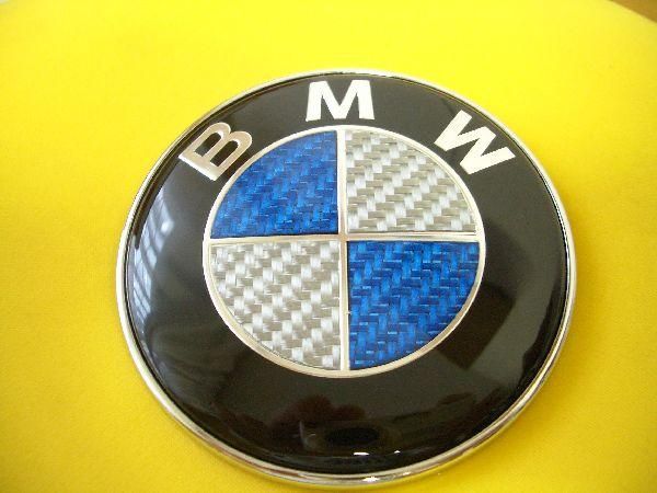 EMBLEMA BMW FIBRA DE CARBONO REAL BMW AZUL  MALETERO VOLANTE