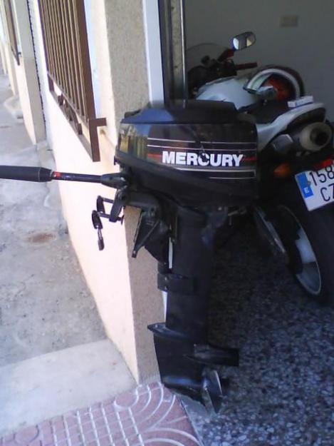 vendo motor mercury de 2t y 8cv con toda su documentacion en regla