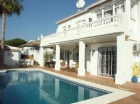 Chalet con 5 dormitorios se vende en Estepona, Costa del Sol - mejor precio | unprecio.es