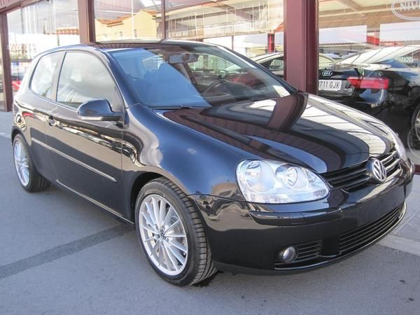 VOLKSWAGEN Golf 1.9 TDI Sportline 3p. 105cv