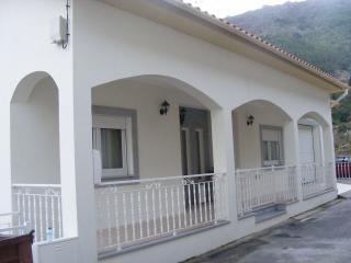 Habitaciones : 4 habitaciones - 4 personas - manteigas  beira interior  beiras  portugal