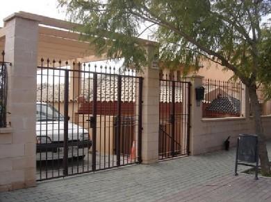 Chalet con 3 dormitorios se vende en Benalmadena Costa, Costa del Sol