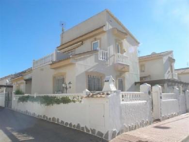 Chalet con 3 dormitorios se vende en Ciudad Quesada, Costa Blanca