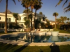 Chalet con 5 dormitorios se vende en Marbella, Costa del Sol - mejor precio | unprecio.es
