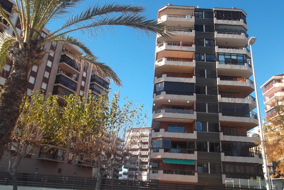 Apartamento grande frente al mar