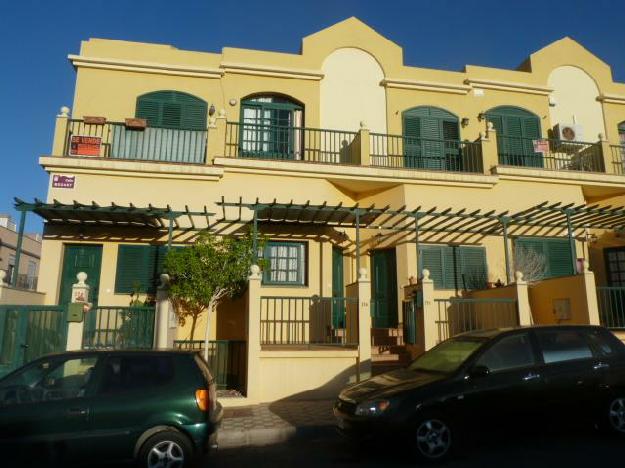 Casa Adosada en Venta en Puerto del Rosario, Fuerteventura