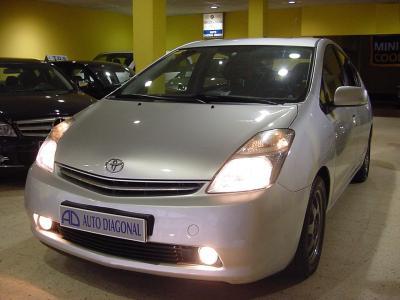 Toyota prius hibrido/cuero/llantas/1dueño/libro revis