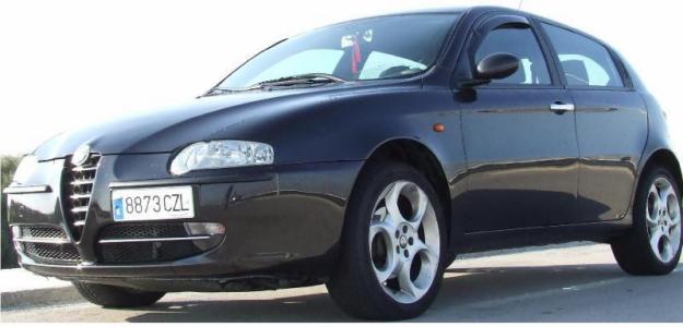 ALFA 147 1.6 120CV NEGRO