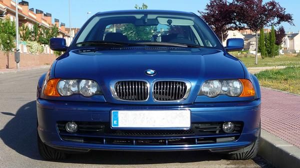 Vendo BMW 320 CI Coupe