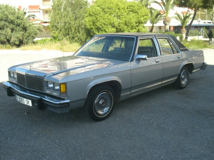 Vendo ford ltd landau, o cambio por descapotable clasico pequeño.