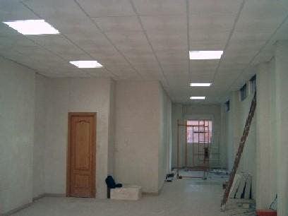 Alquilo local comercial exterior Madrid