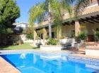 Chalet con 6 dormitorios se vende en Marbella, Costa del Sol - mejor precio | unprecio.es