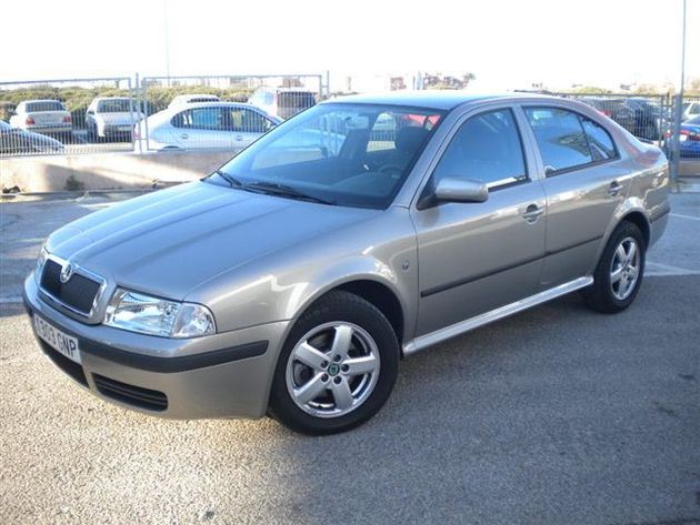 SKODA OCTAVIA OCTAVIA 1.9 TDI TOUR