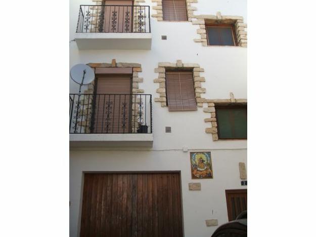 4b  , 2ba   in Caspe,  Aragon   - 125289  EUR