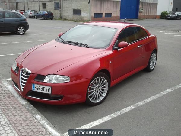 ALFA ROMEO - GT 1. 9 JTD DISTINCTIVE 150cv