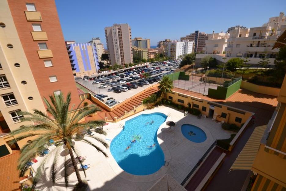 Fantástico y moderno apartamento junto a la playa