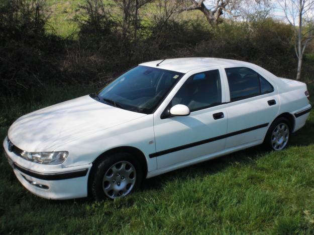 SE VENDE COCHE