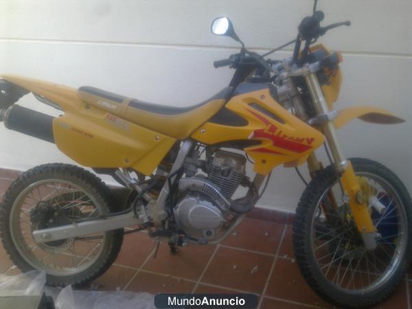 vendo moto  infa 125 o la cambio por una fugoneta