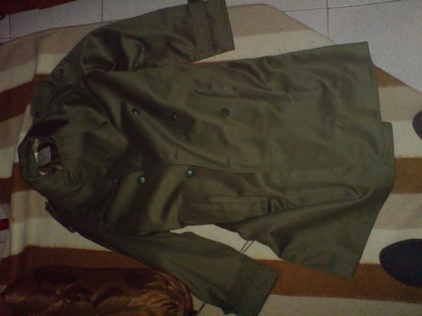 Se vende ropa militar en perfecto estado