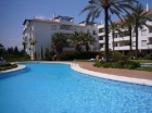 Apartamento con 3 dormitorios se vende en Marbella, Costa del Sol - mejor precio | unprecio.es