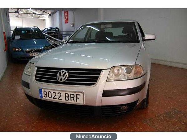 Volkswagen Passat 1.8T Highline   ---NACIONAL--