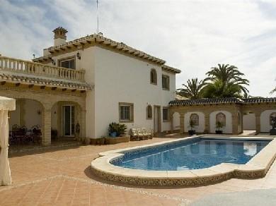 Chalet con 4 dormitorios se vende en Cabo Roig, Costa Blanca