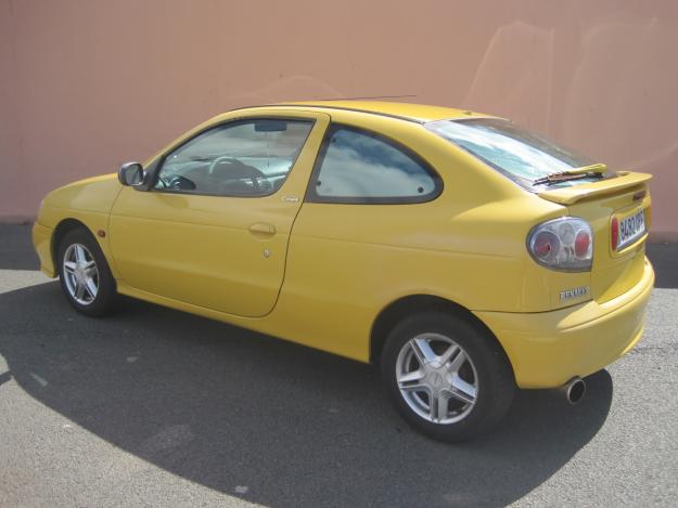 Renault megane coupe 1.6E
